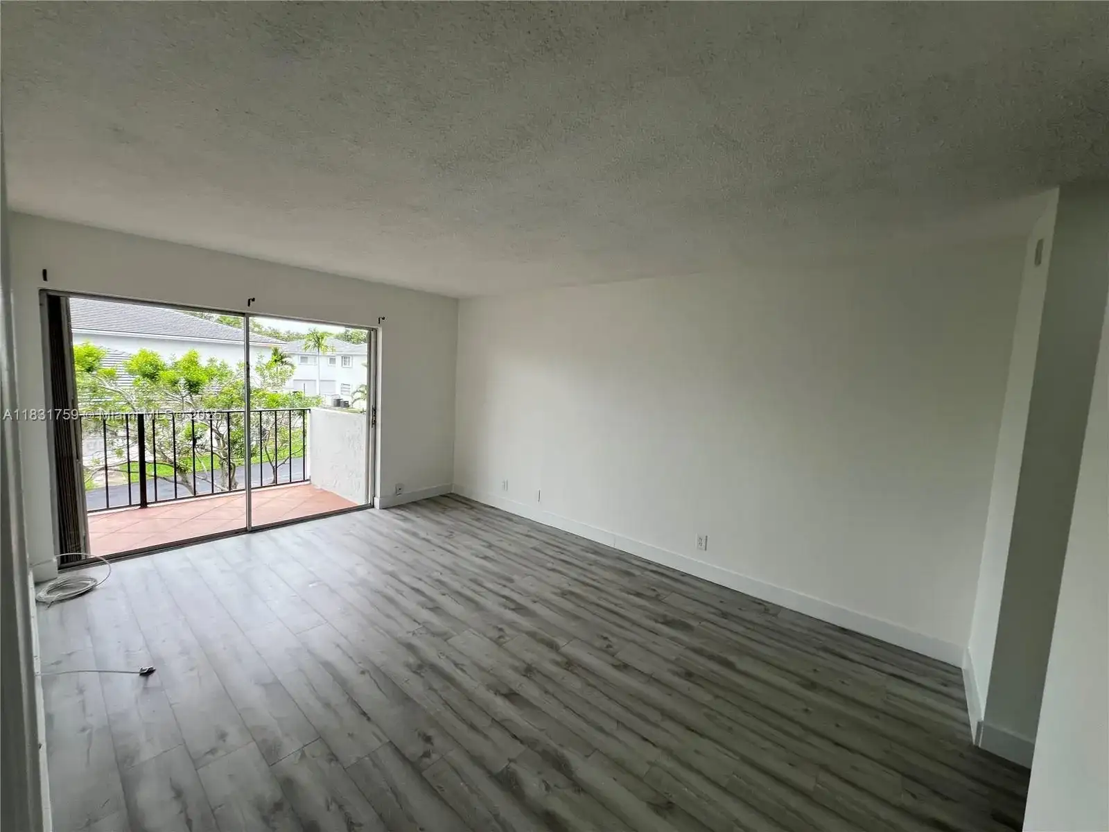 8000 SW 81st Dr # 202, Miami FL 33143 photo 2