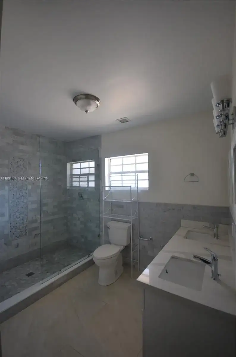 4625 SW 1st St, Miami FL 33134 photo 4