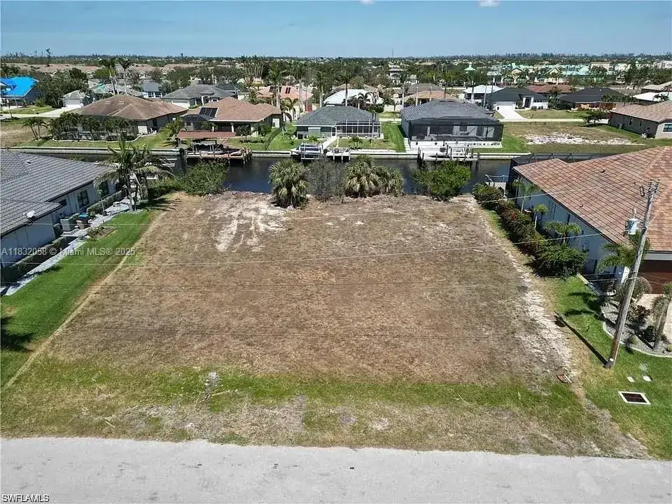 2527 SW 25TH TER, Cape Coral FL 33914 photo 3