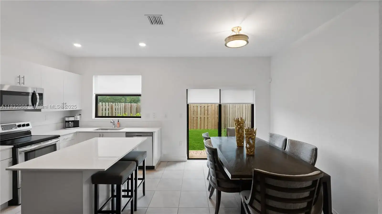 23101 SW 99th Ave, Cutler Bay FL 33190 photo 4