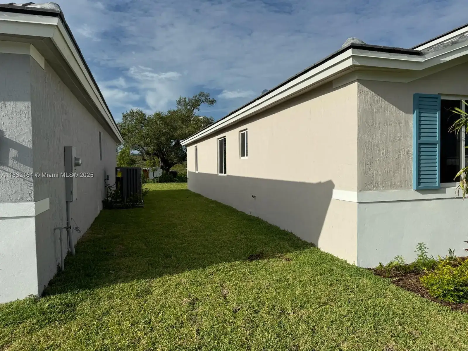1828 NE 1st St, Homestead FL 33033 photo 3
