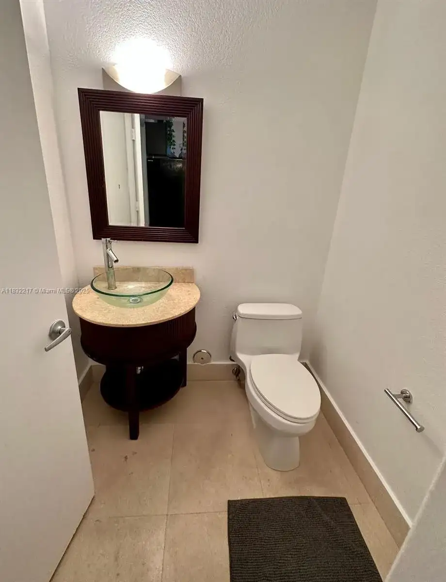 1300 Pennsylvania Ave # 201, Miami Beach FL 33139 photo 4