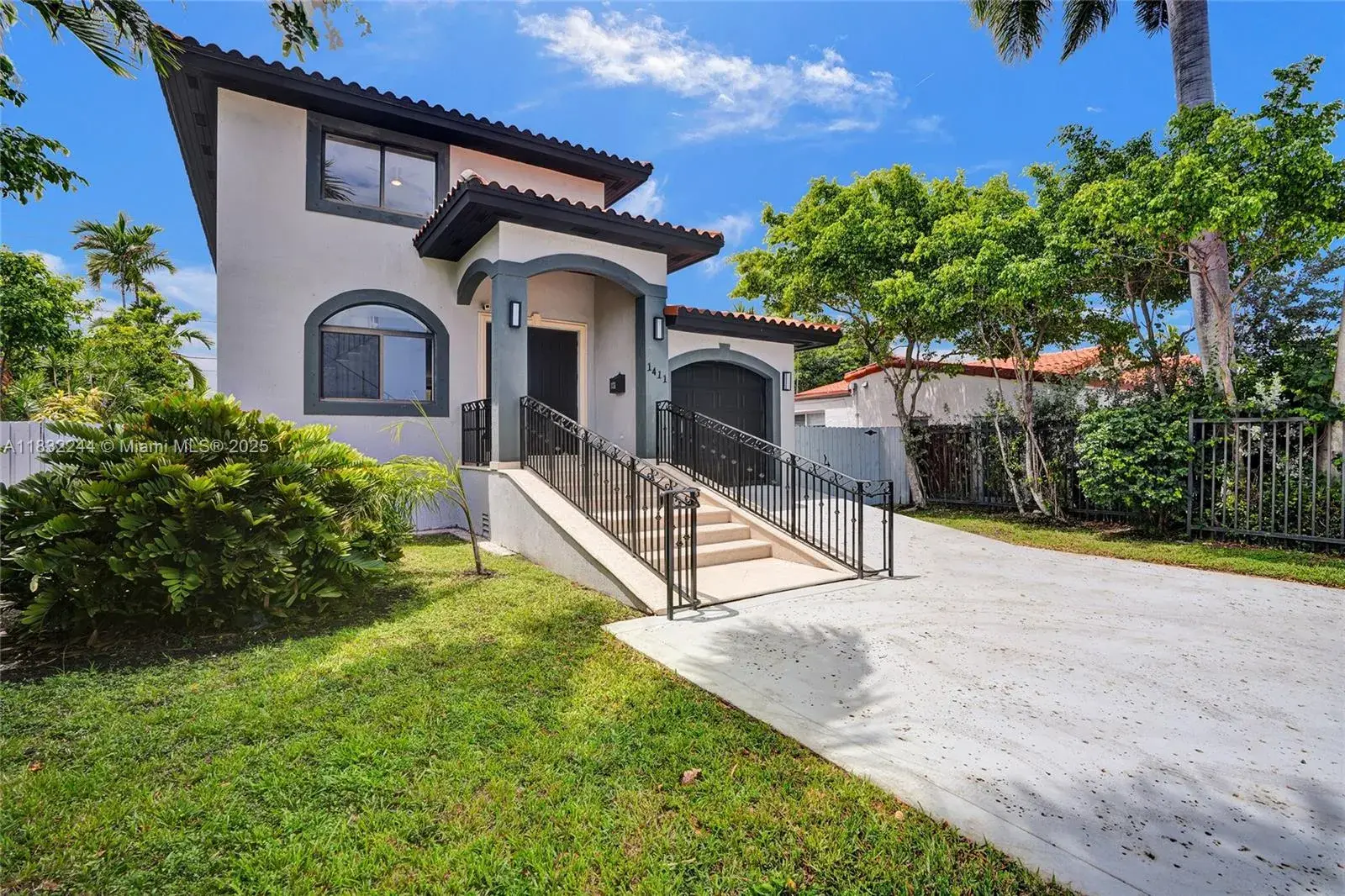 1411 Normandy Dr, Miami Beach FL 33141