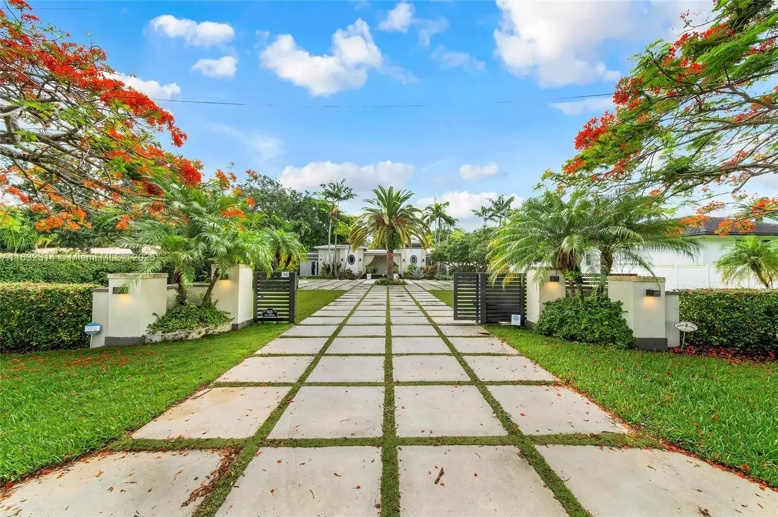 6645 SW 73rd Ct, Miami FL 33143 photo 3
