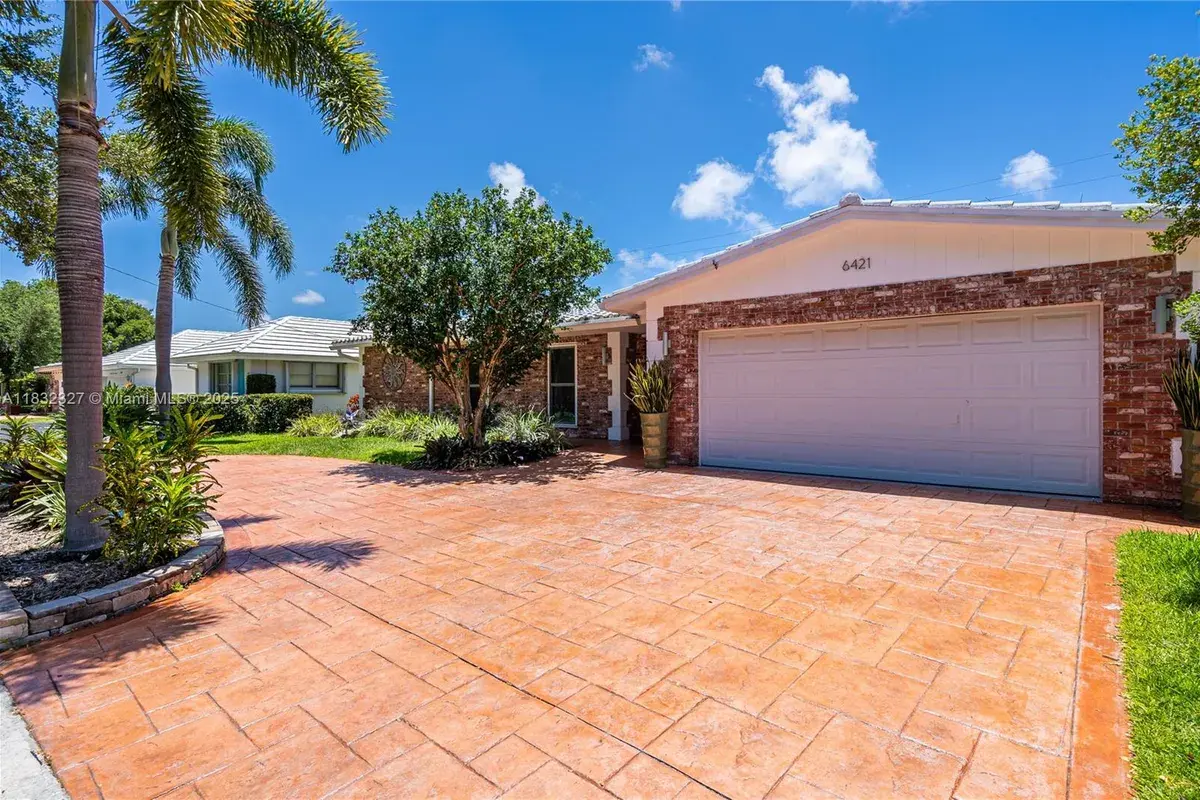6421 NE 22nd Ave, Fort Lauderdale FL 33308