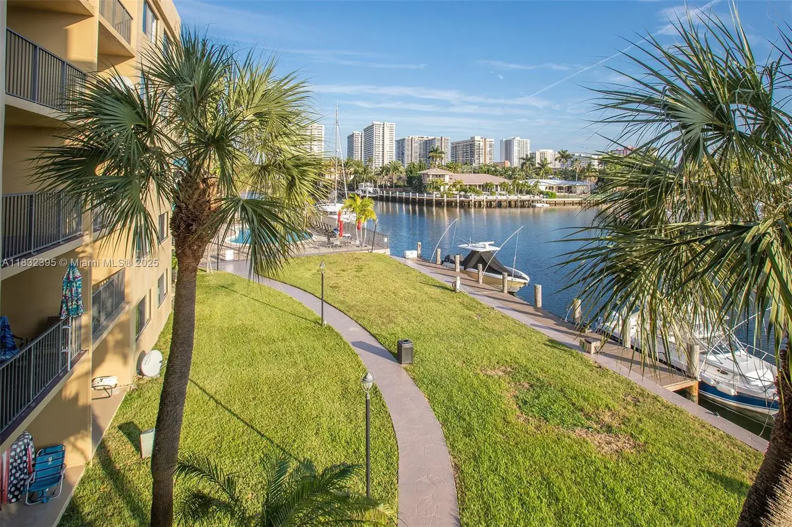 301 Golden Isles Dr # 314, Hallandale Beach FL 33009