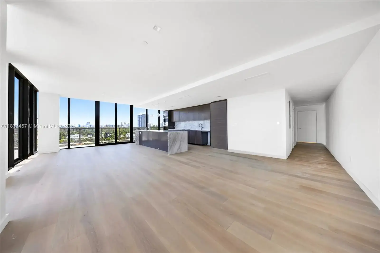 340 W 42 St # 508, Miami Beach FL 33140 photo 2
