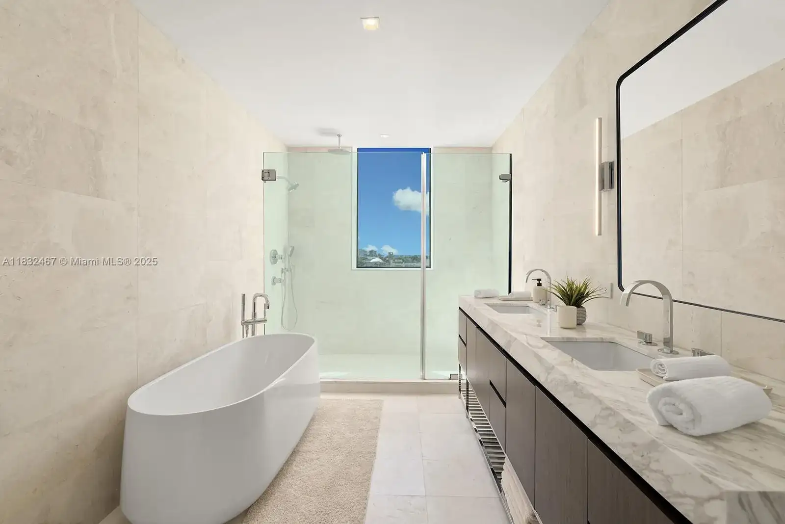 340 W 42 St # 508, Miami Beach FL 33140 photo 5