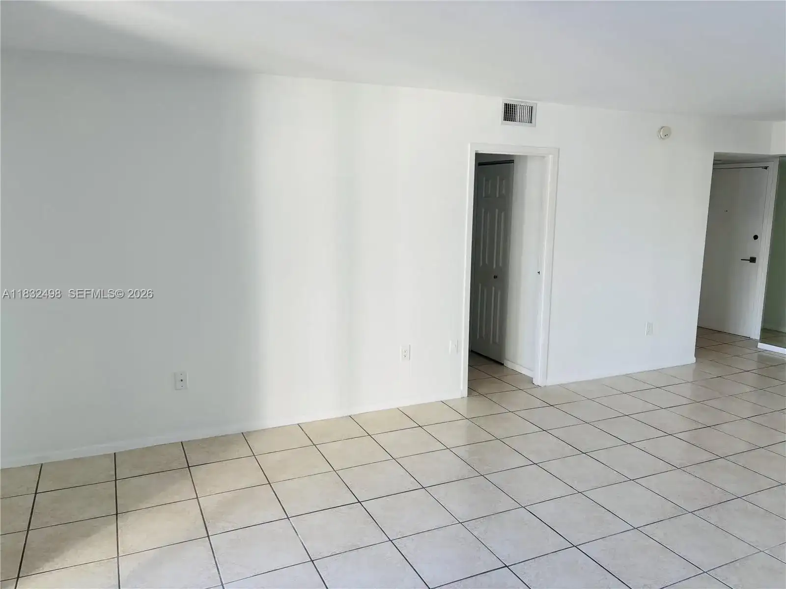 2333 Brickell Ave # 1115, Miami FL 33129 photo 3