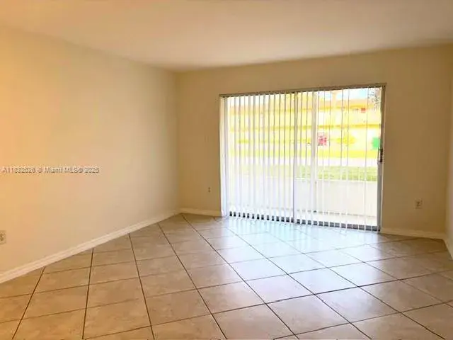 20200 NE 27th Ct # 8, Aventura FL 33180