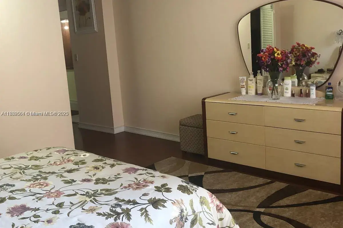 1865 S Ocean Dr # 5H, Hallandale Beach FL 33009