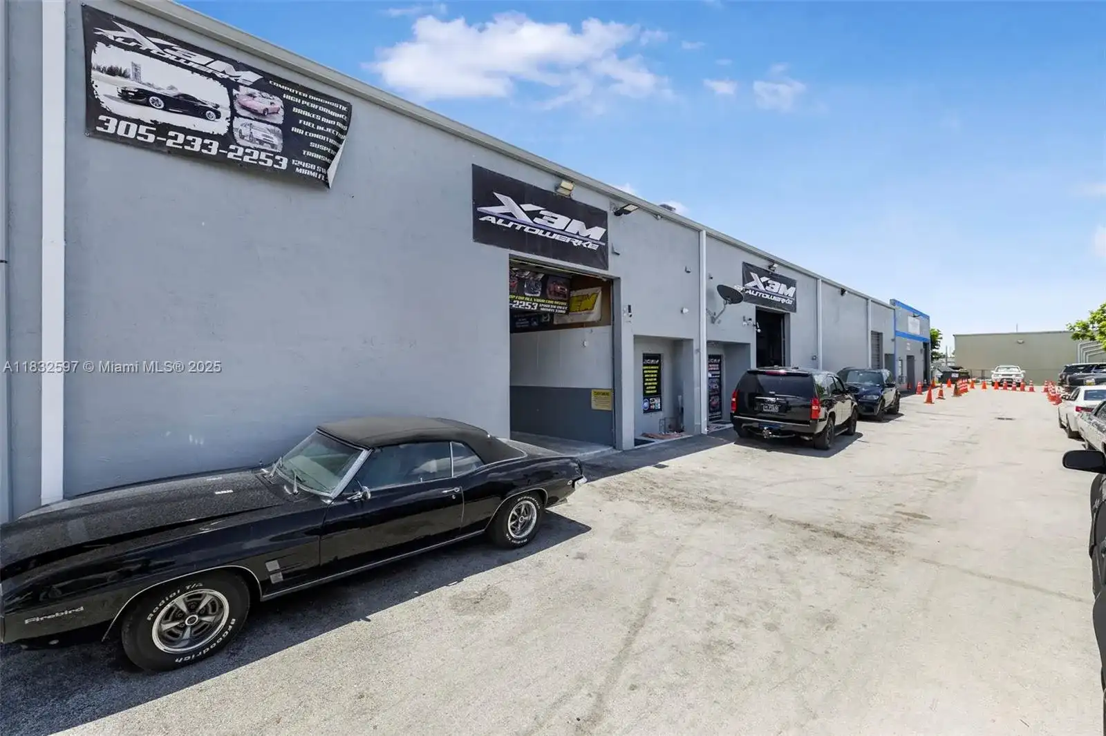 Mechanic Shop For Sale Near Tamiami Airport, Kendall FL 33186