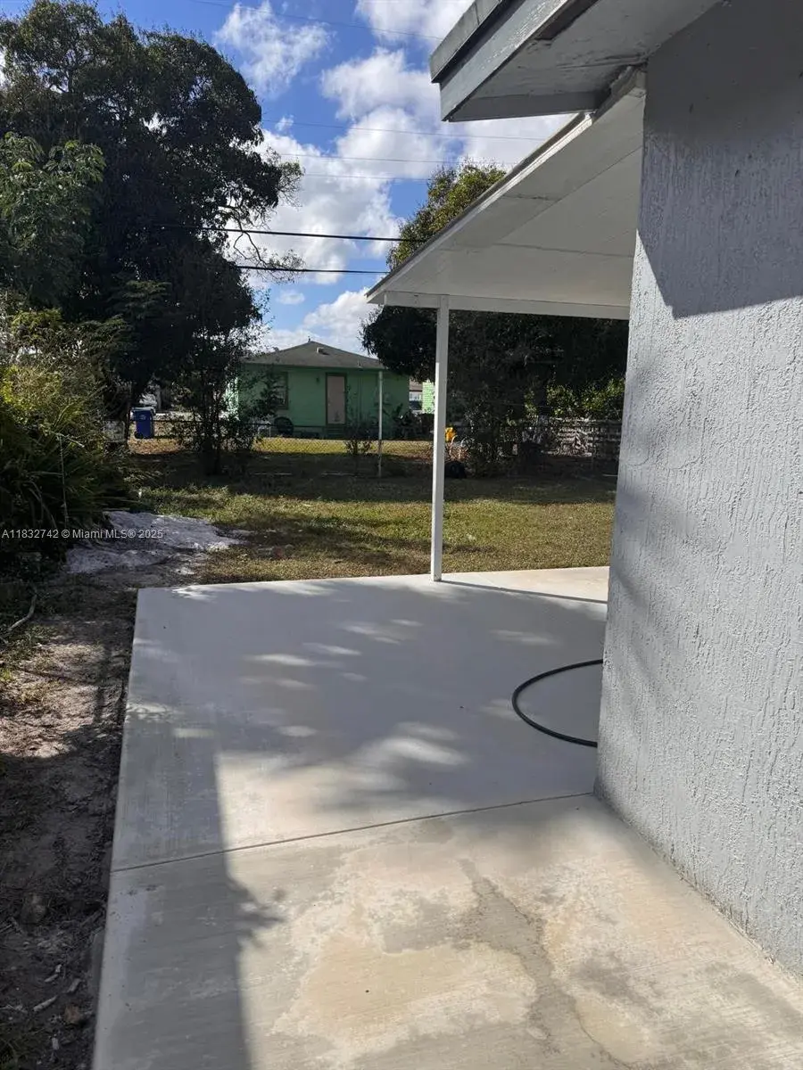 437 NW 17th Ave # 0, Fort Lauderdale FL 33311