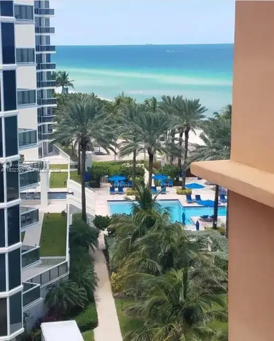 19201 Collins Ave # 717, Sunny Isles Beach FL 33160 photo 2