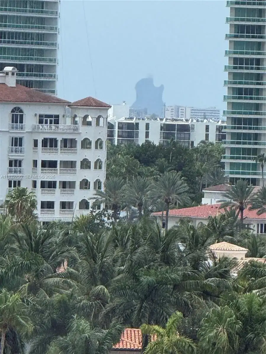 19201 Collins Ave # 717, Sunny Isles Beach FL 33160 photo 3