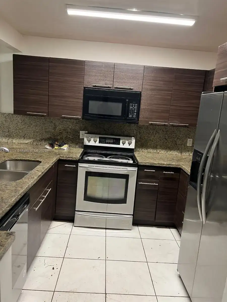 5955 NW 25th Ct # 208, Sunrise FL 33313 photo 5