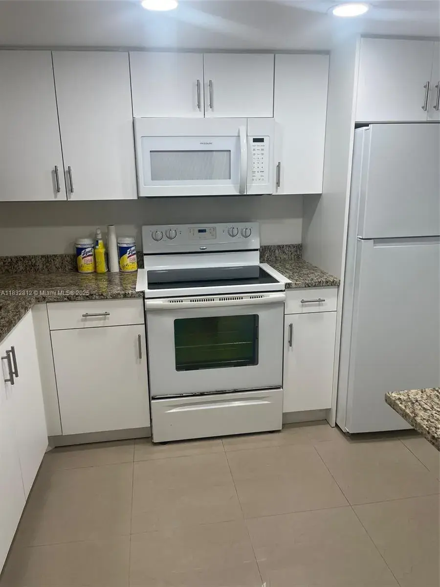 5200 NW 31st Ave # 23, Fort Lauderdale FL 33309