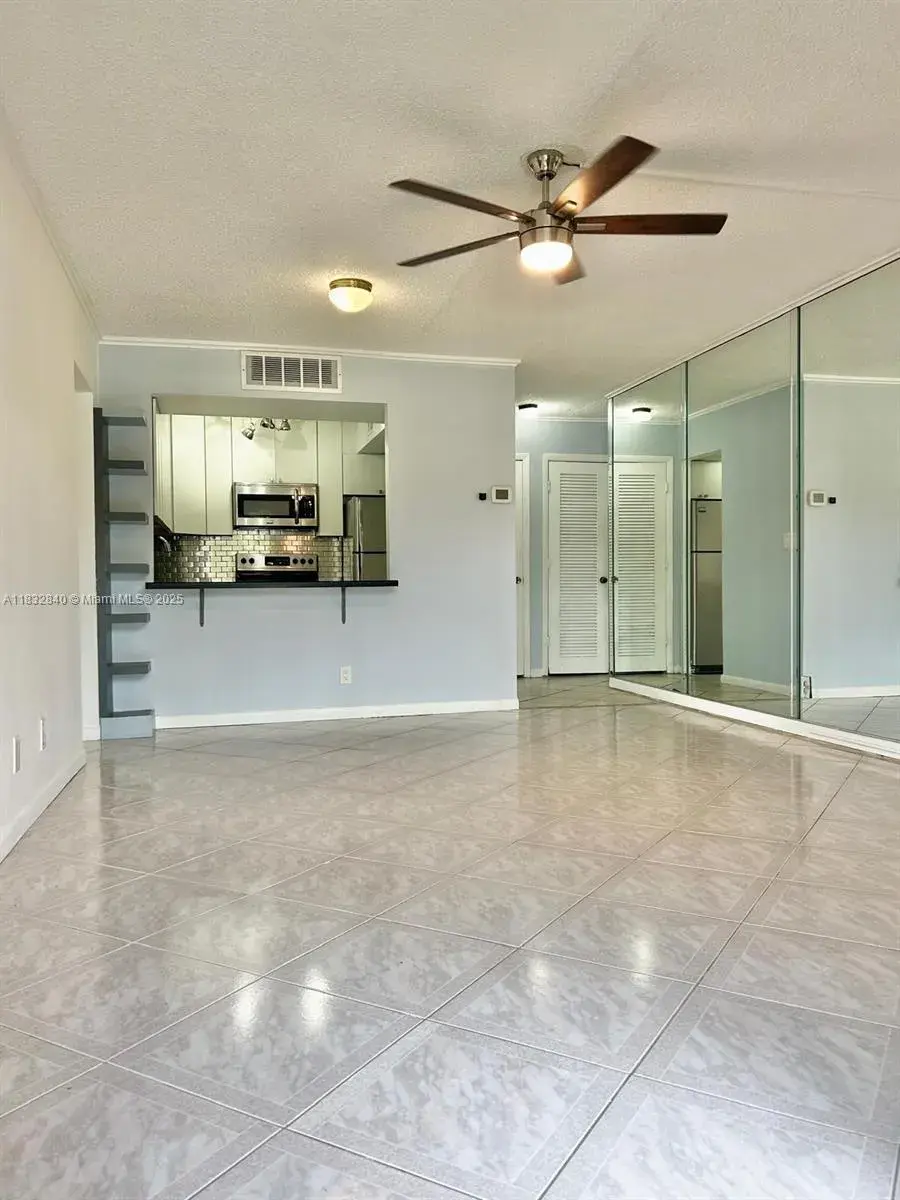 630 Tennis Club Dr # 106, Fort Lauderdale FL 33311
