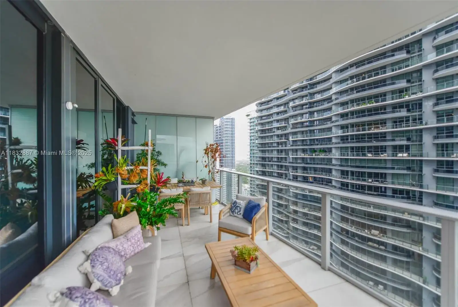 1010 Brickell Ave # 3311, Miami FL 33131 photo 3