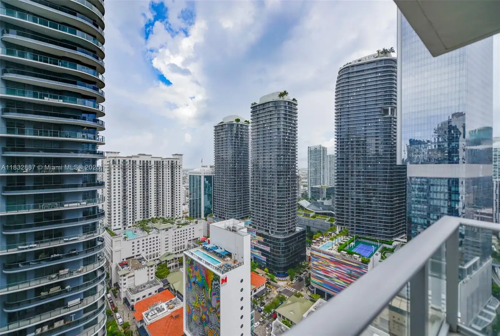 1010 Brickell Ave # 3311, Miami FL 33131 photo 4
