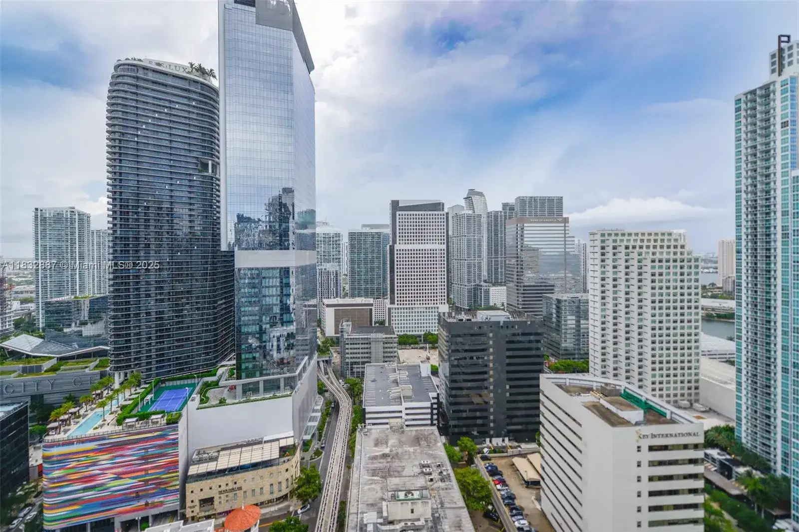 1010 Brickell Ave # 3311, Miami FL 33131 photo 5