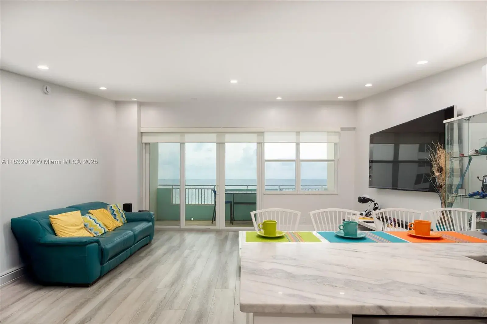 3180 S Ocean Dr, Hallandale Beach FL 33009