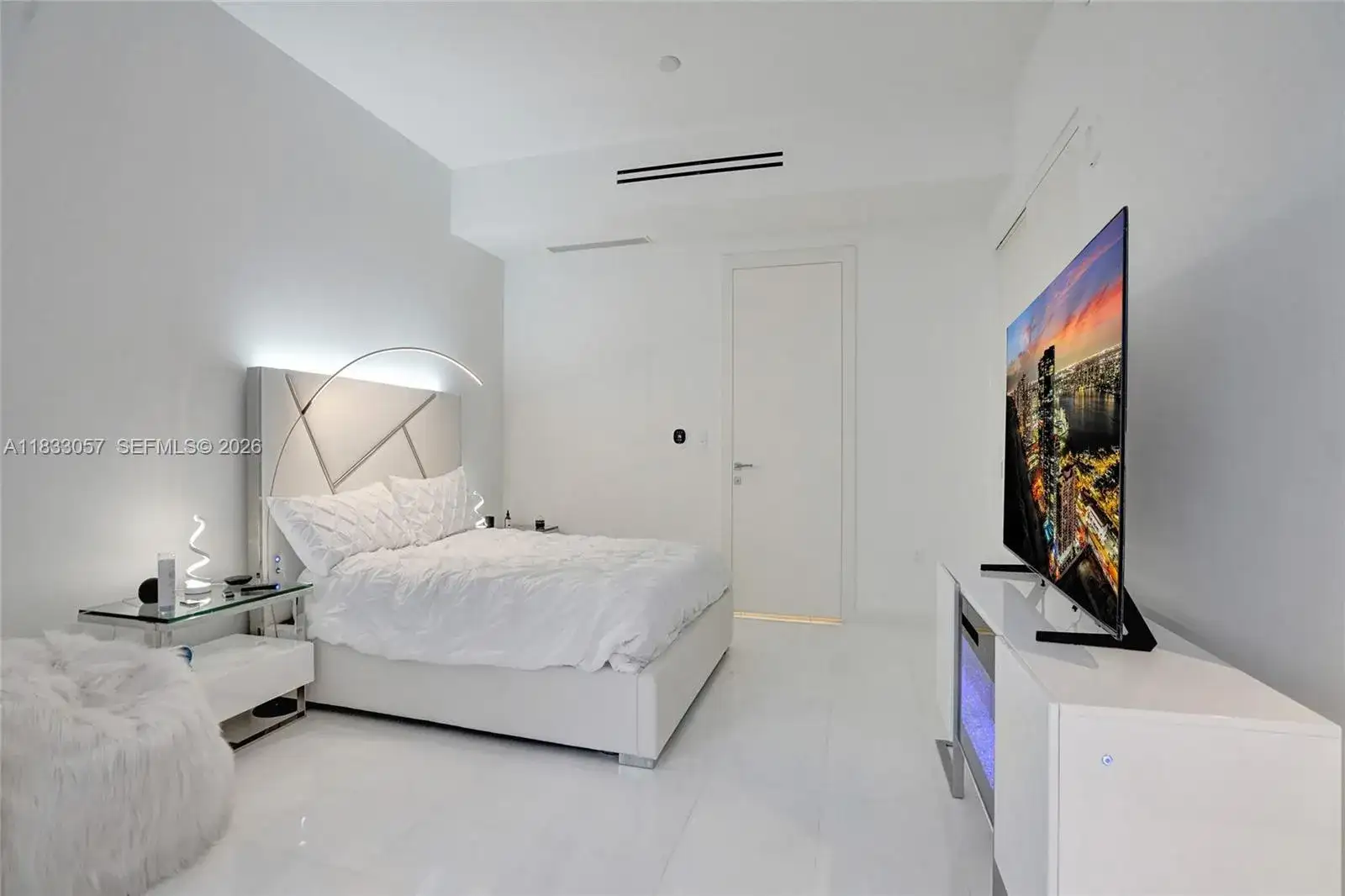 300 Biscayne Blvd Way # 505C, Miami FL 33131 photo 3