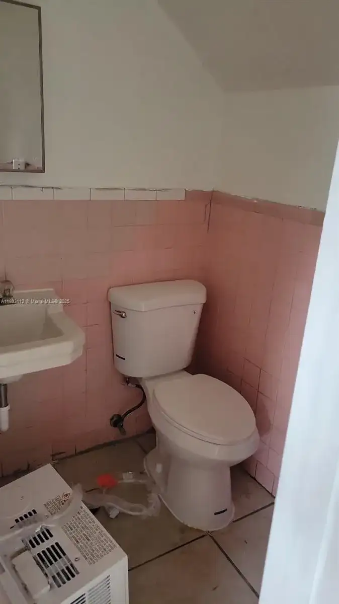 1406 NW 2nd Ave # 2, Florida City FL 33034 photo 4