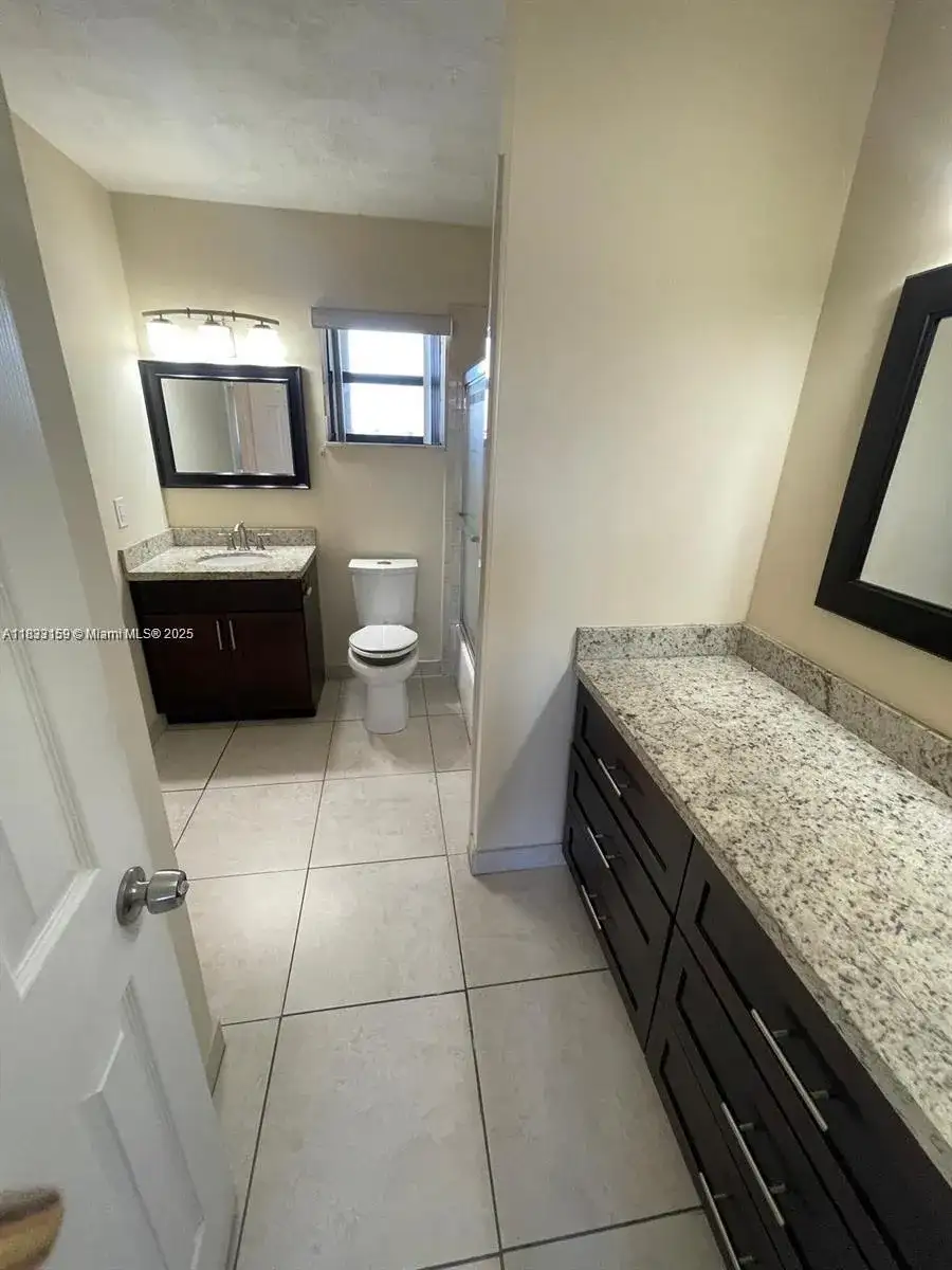 6956 SW 111th Pl, Miami FL 33173 photo 4