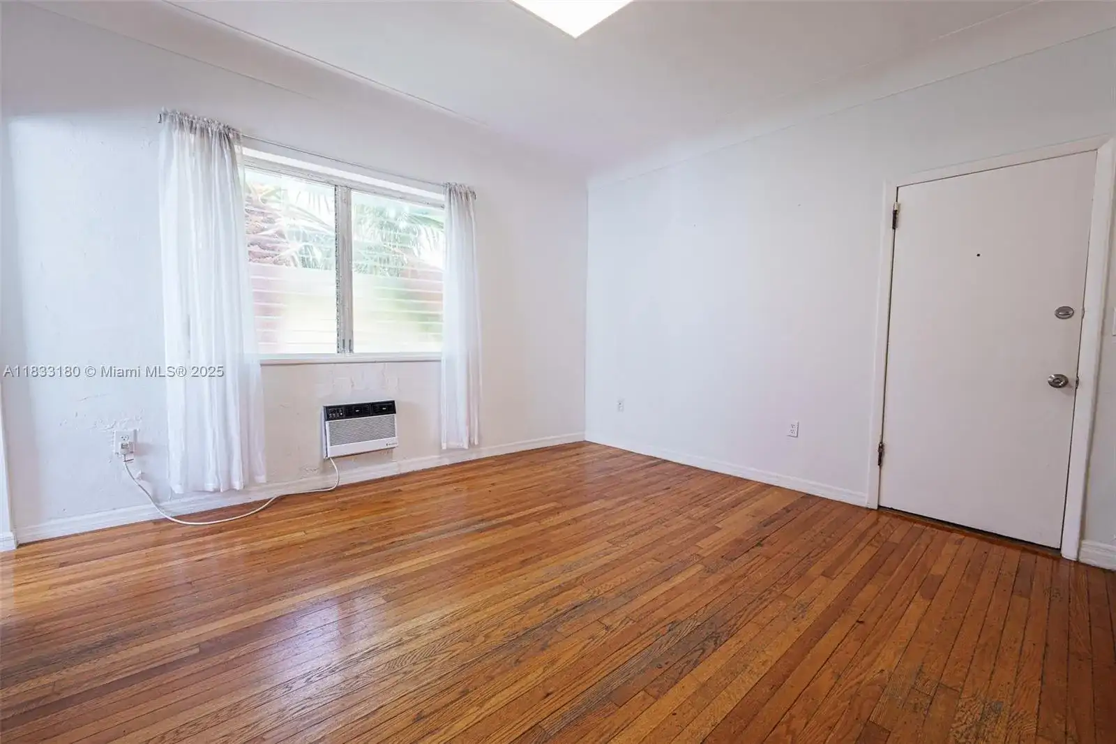 1351 Meridian Ave # 10, Miami Beach FL 33139 photo 5