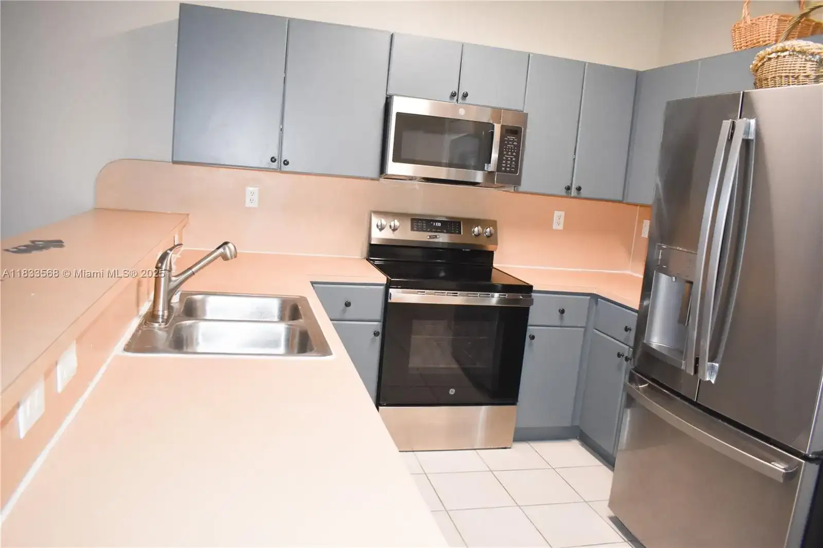 9123 SW 152nd Path, Miami FL 33196 photo 3