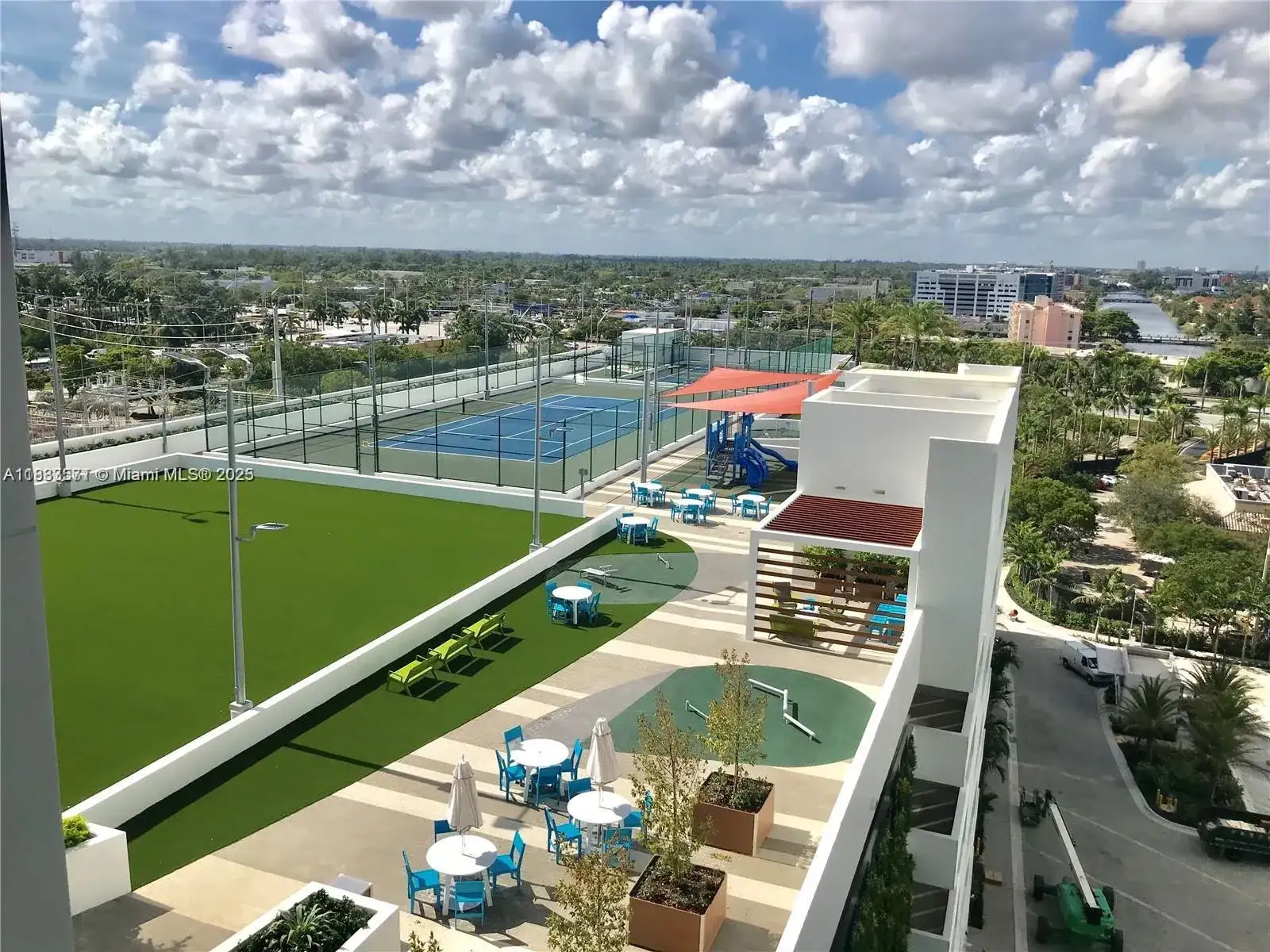 16385 Biscayne Blvd # 2702, North Miami Beach FL 33160 photo 5