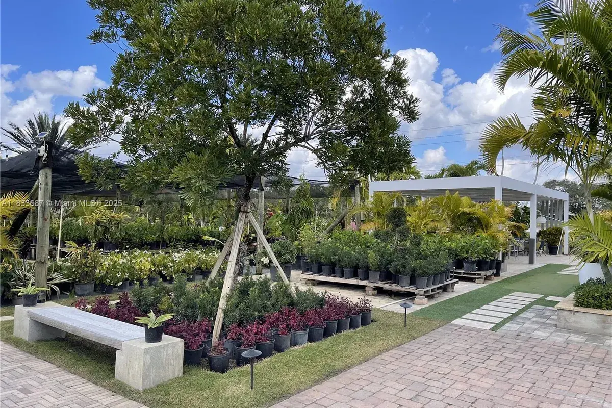 17349 SW 46th St, Southwest Ranches FL 33331