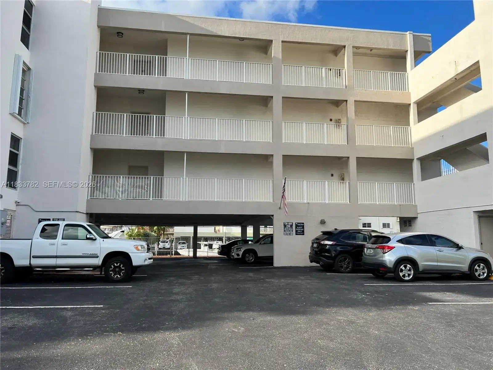 3716 NE 168th St # 303, North Miami Beach FL 33160