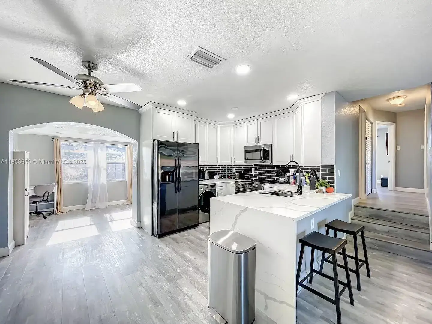 1660 SW 47th Ave, Fort Lauderdale FL 33317