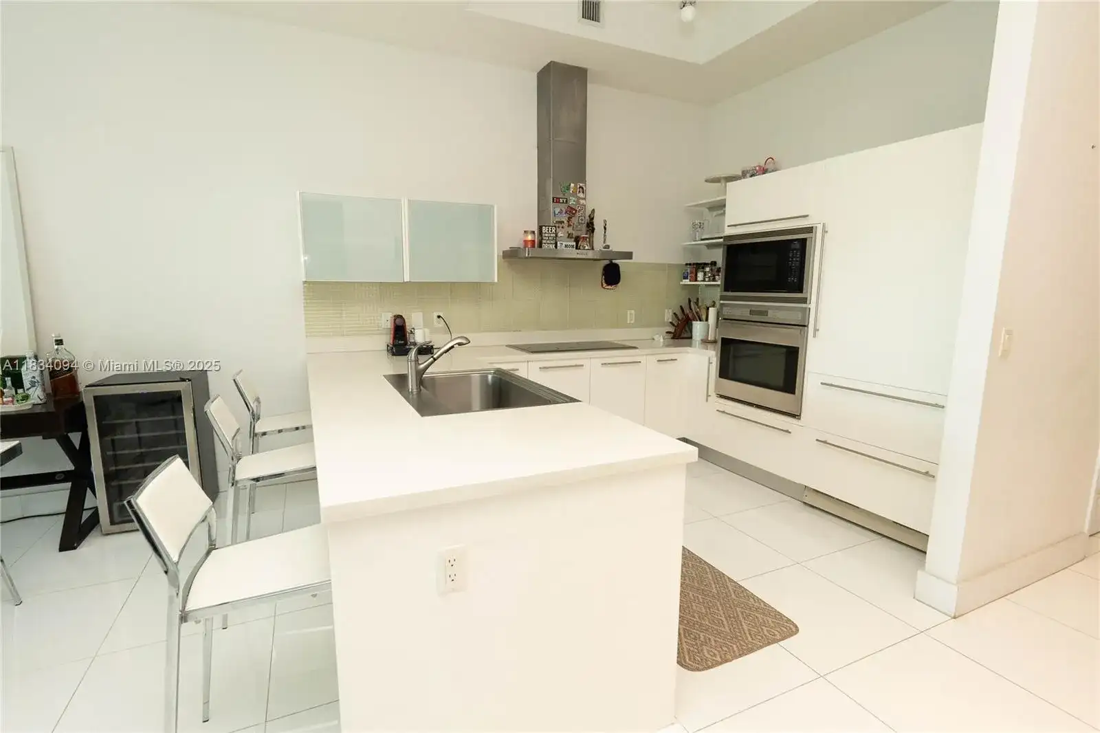 150 Sunny Isles Blvd, Sunny Isles Beach FL 33160 photo 3