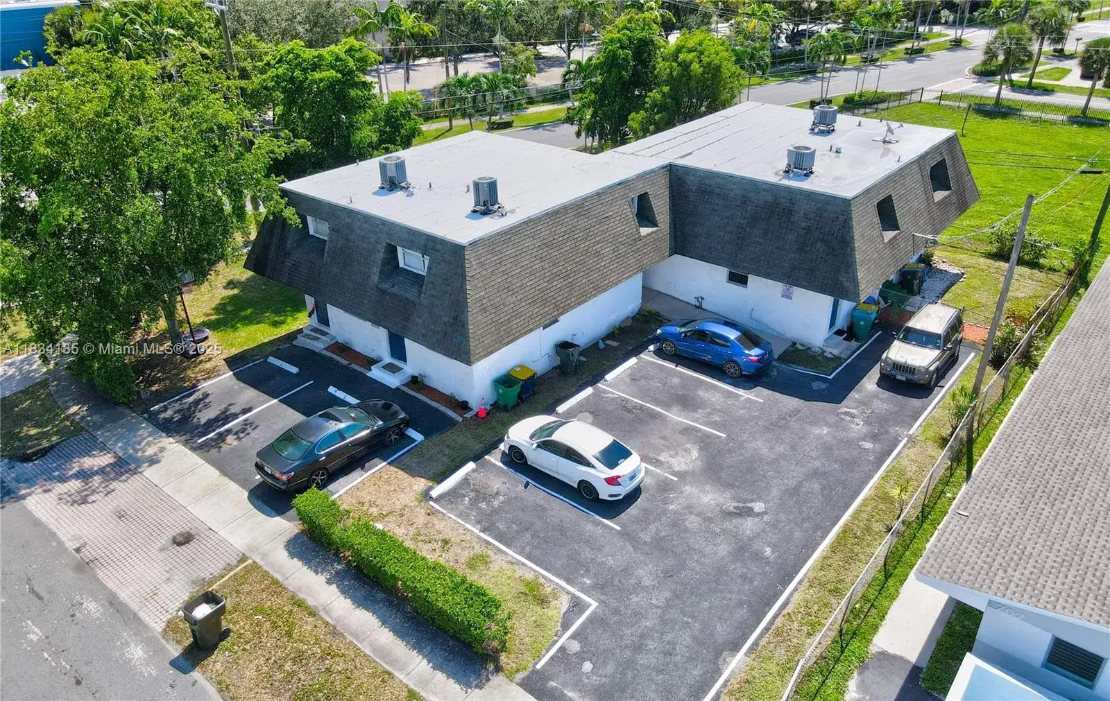 502-504 Phippen Waiters Rd # 3, Dania Beach FL 33004