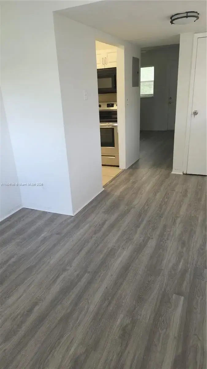 502-504 Phippen Waiters Rd # 3, Dania Beach FL 33004 photo 4