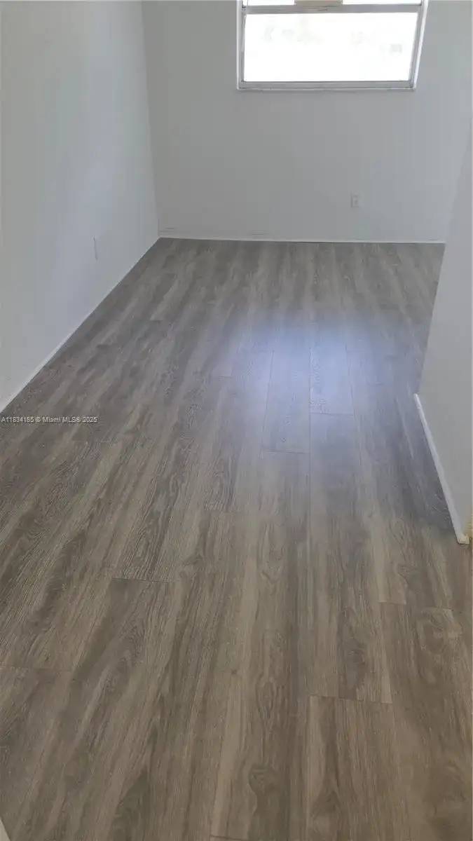 502-504 Phippen Waiters Rd # 3, Dania Beach FL 33004 photo 5