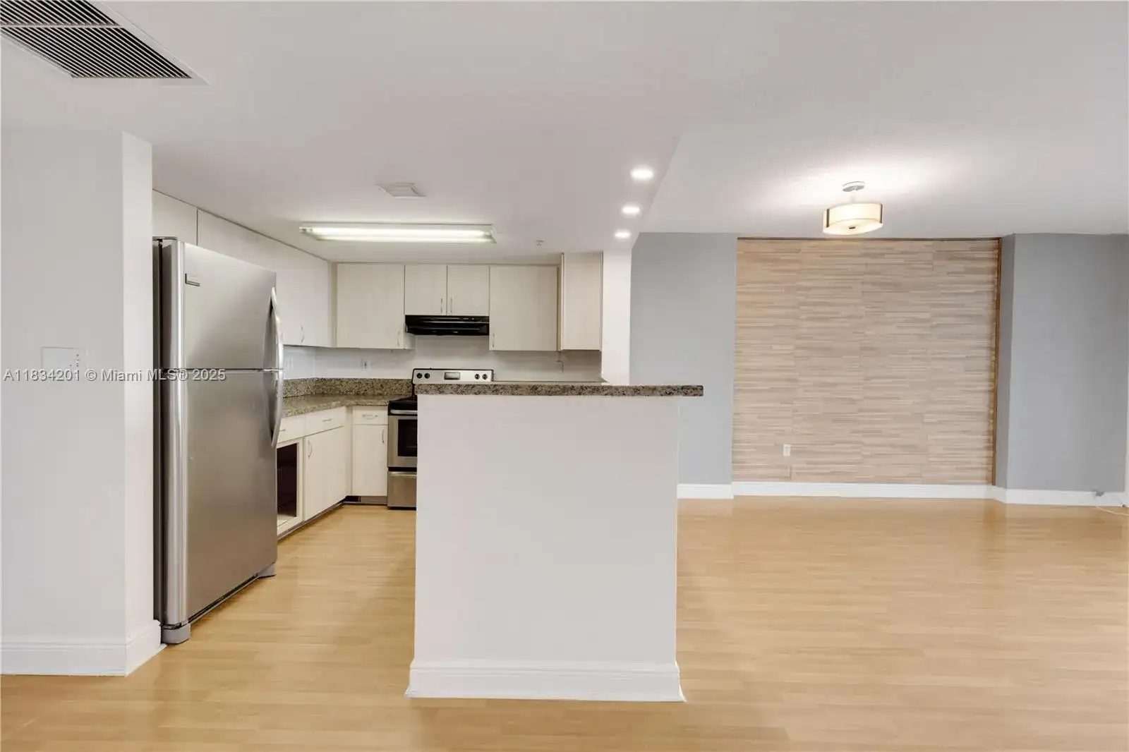 3000 Coral Way # 513, Miami FL 33145 photo 4