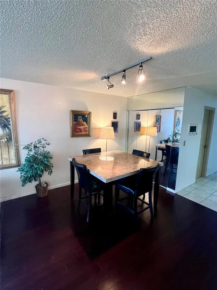 1470 NE 125th Ter # 814, North Miami FL 33161 photo 3