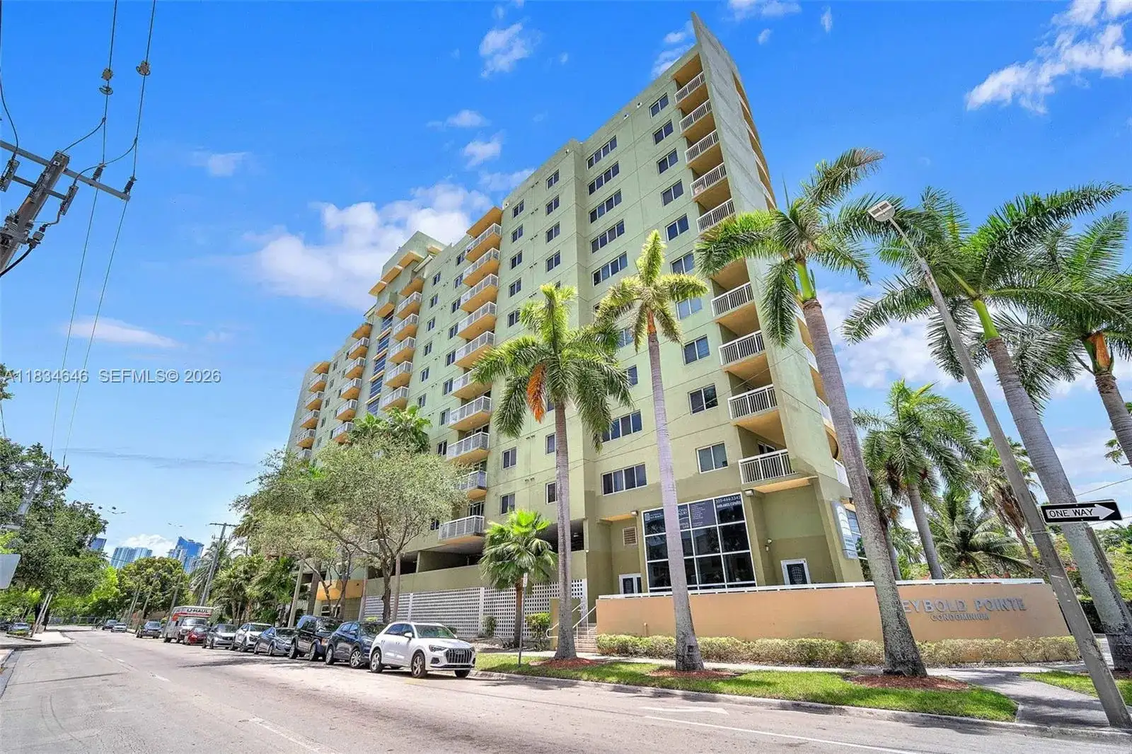 816 NW 11th St # 801, Miami FL 33136 photo 4