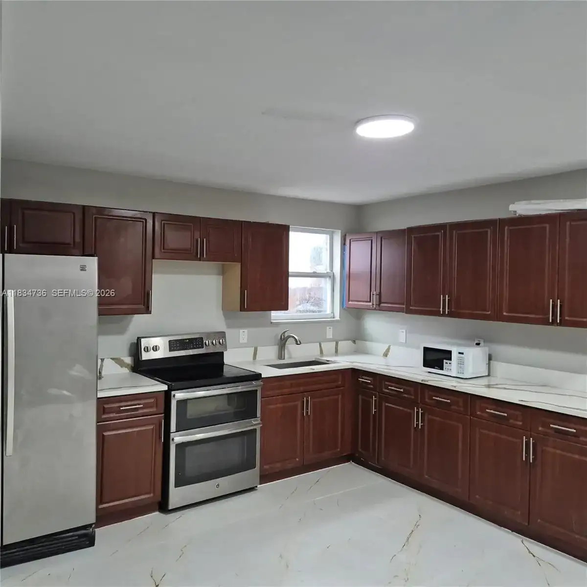 1770 NW 44th St, Miami FL 33142 photo 4