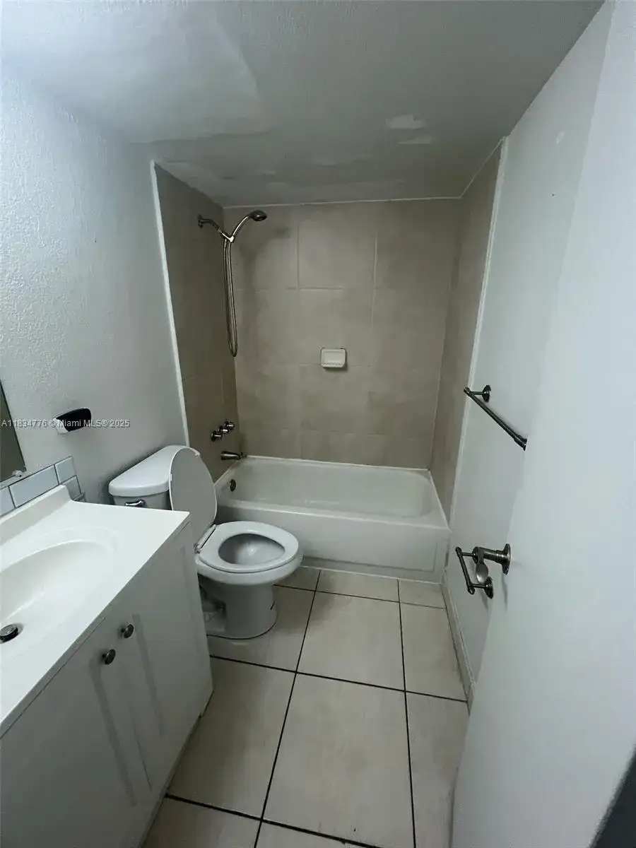 1805 Sans Souci Blvd # 215, North Miami FL 33181 photo 2