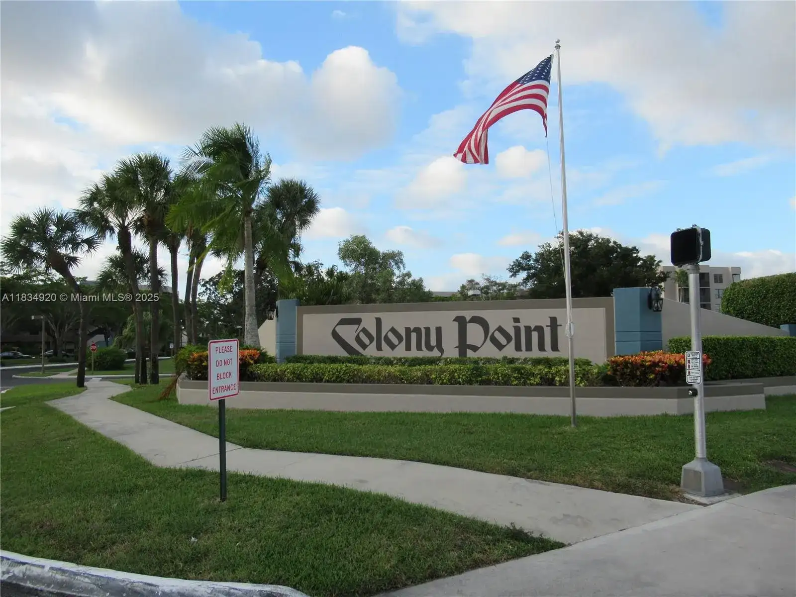 1101 Colony Point Cir # 206, Pembroke Pines FL 33026 photo 2