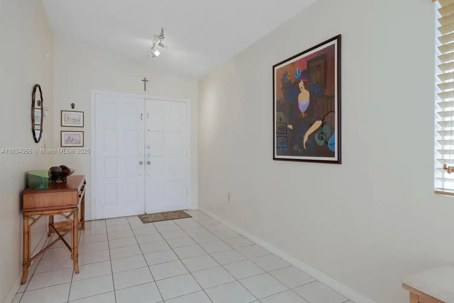 10360 SW 22nd St, Miami FL 33165 photo 2