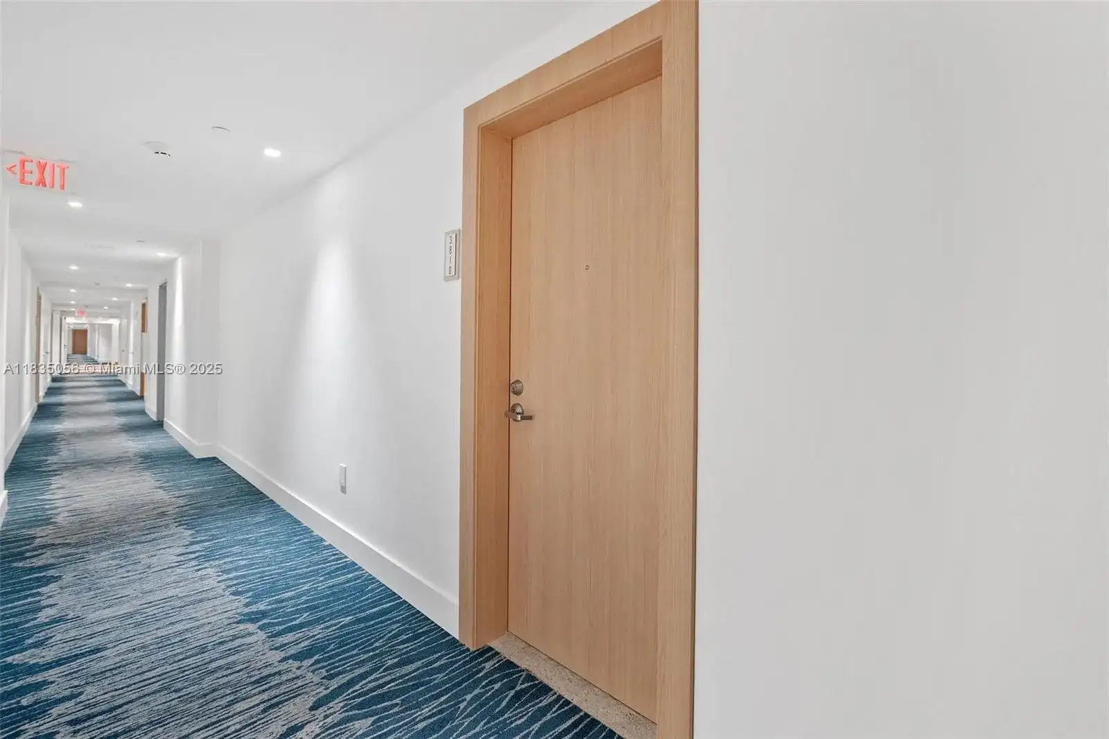 90 SW 3rd St # 3810, Miami FL 33130 photo 5