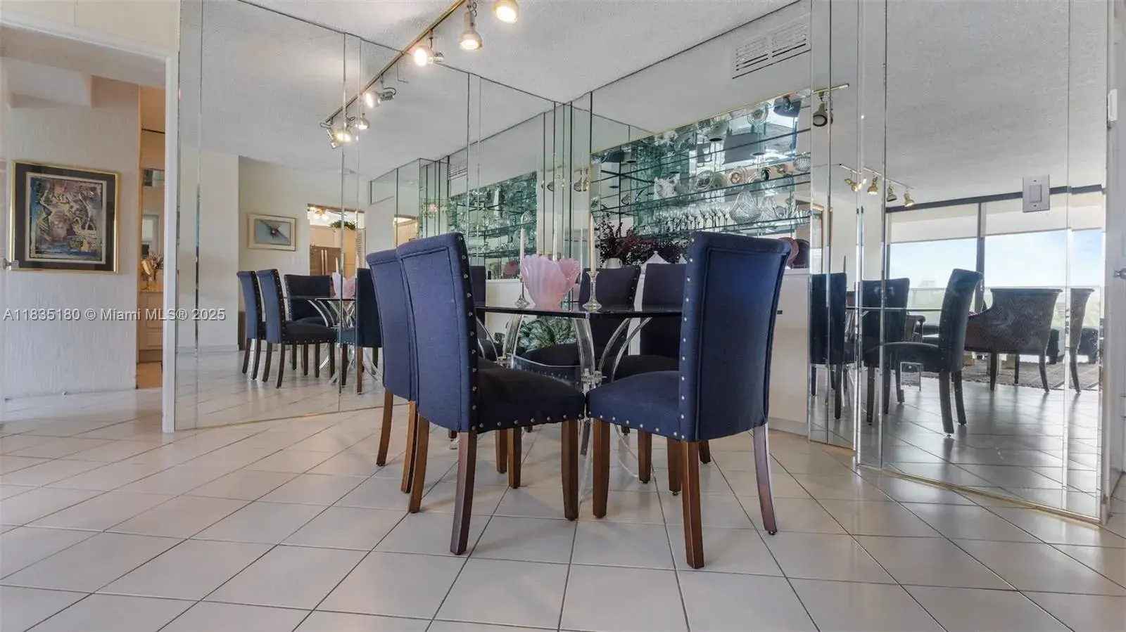 3701 N Country Club Dr # 606, Aventura FL 33180