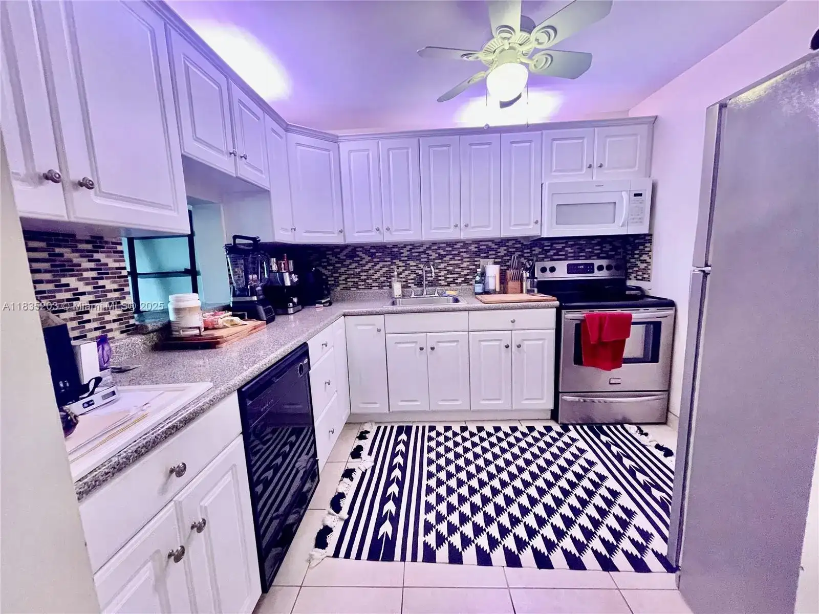 2312 S Cypress Bend Dr # 410, Pompano Beach FL 33069 photo 4