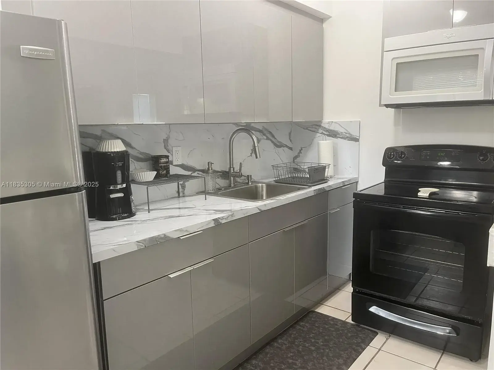 1040 SW 28th St # 2, Fort Lauderdale FL 33315